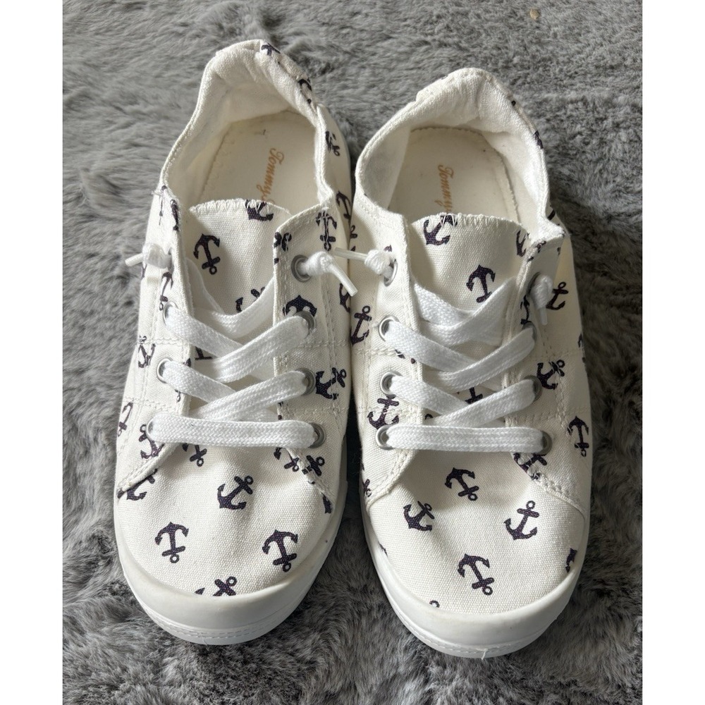 Tommy Bahama shoes size 7.5 womans flatd lace-up canvas upper
